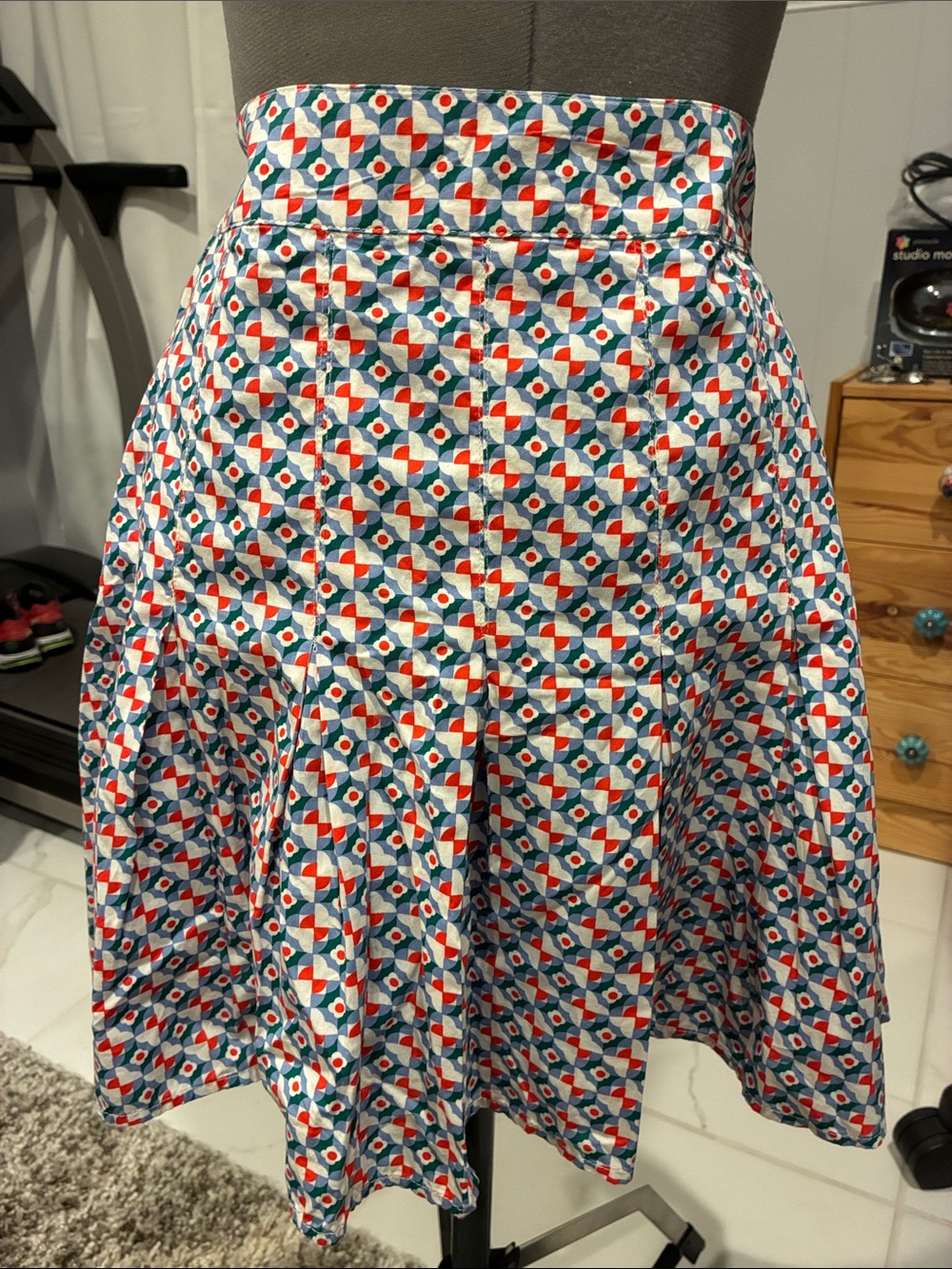 Anthropologie Maeve Geometric Circle Skater Skirt in Teal, Red & White